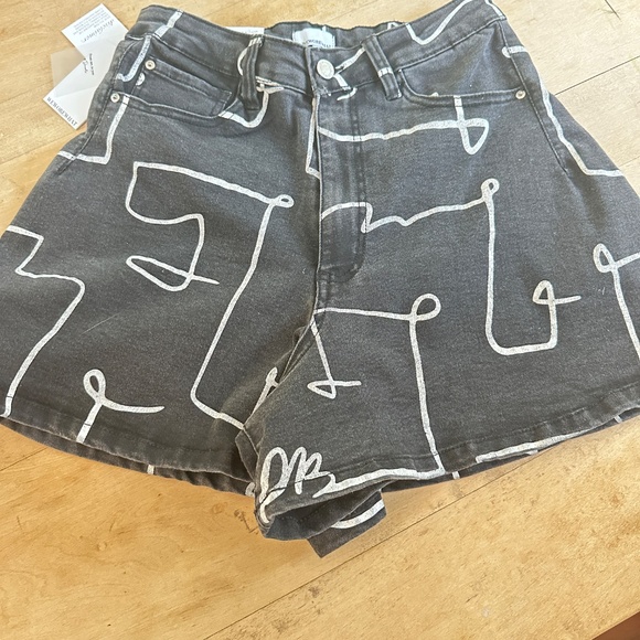 Weworewhat Rinse Black ScriBallon Stretch Denim Shorts - Picture 2 of 8